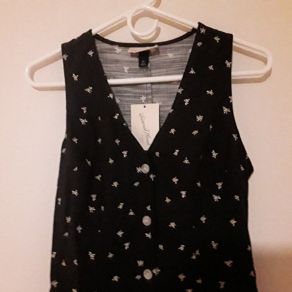 NWT Women's Universal Thread size XS, dark blue w/tiny flowers, sleeveless dress